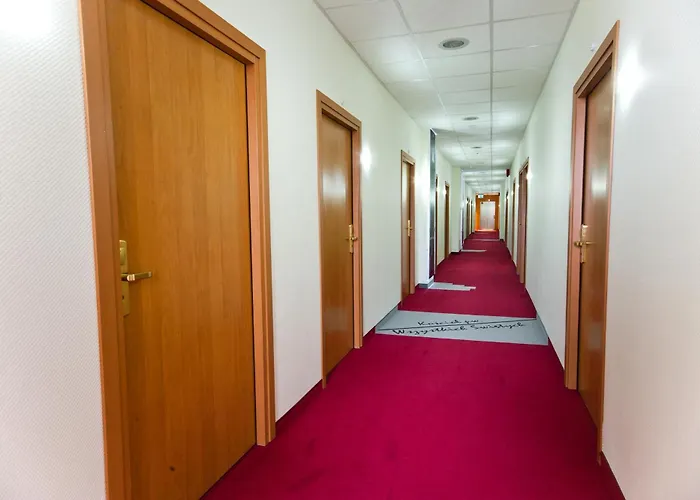 Hotel Malinowski Business